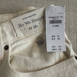 Ultra High Rise 90’s Straight embroidered jeans